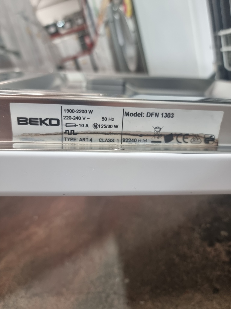 R Lavavajillas 60 cm Beko blanco