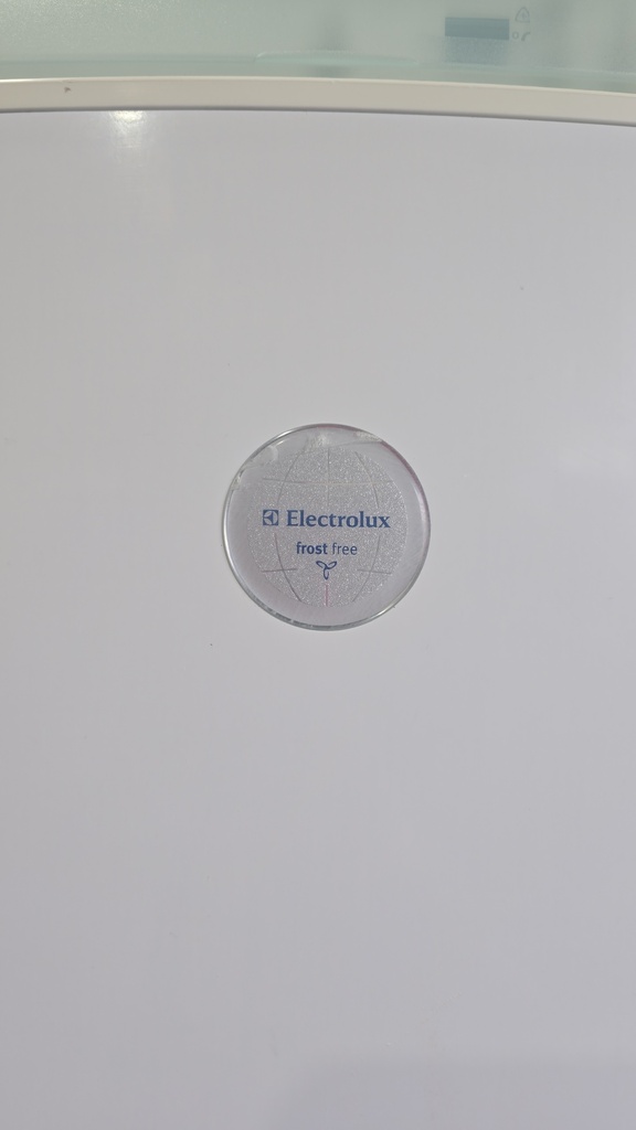 R0488114 Congelador Vertical 180x60 Electrolux frost free blanco