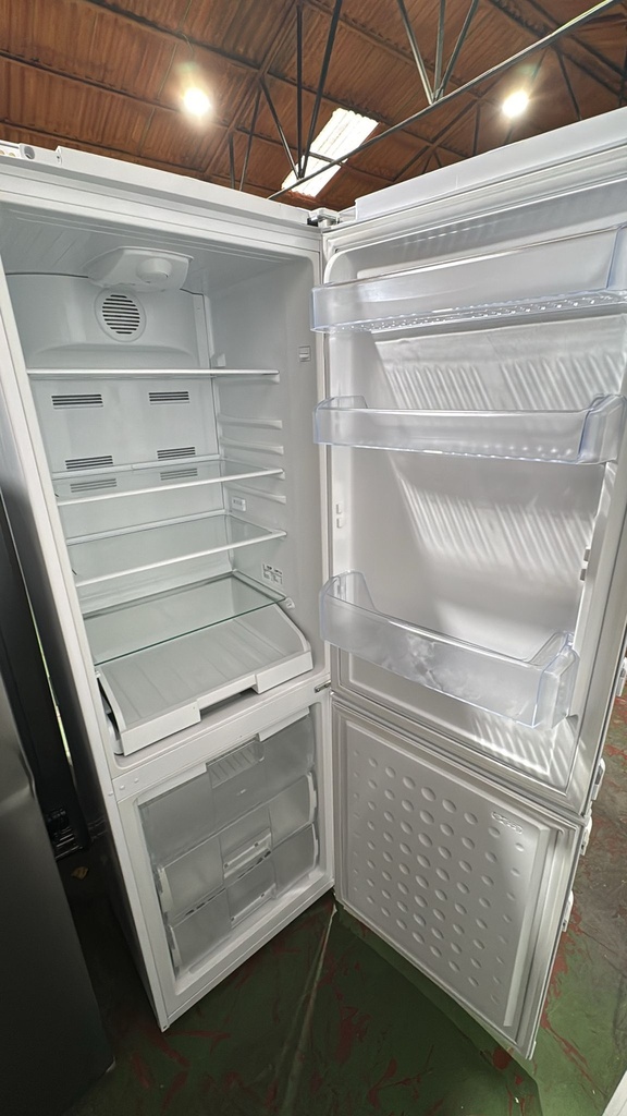 R7411326 FRIGORÍFICO COMBI 185X60 CM SAIVOD NO FROST BLANCO CON DISPLAY FRONTAL
