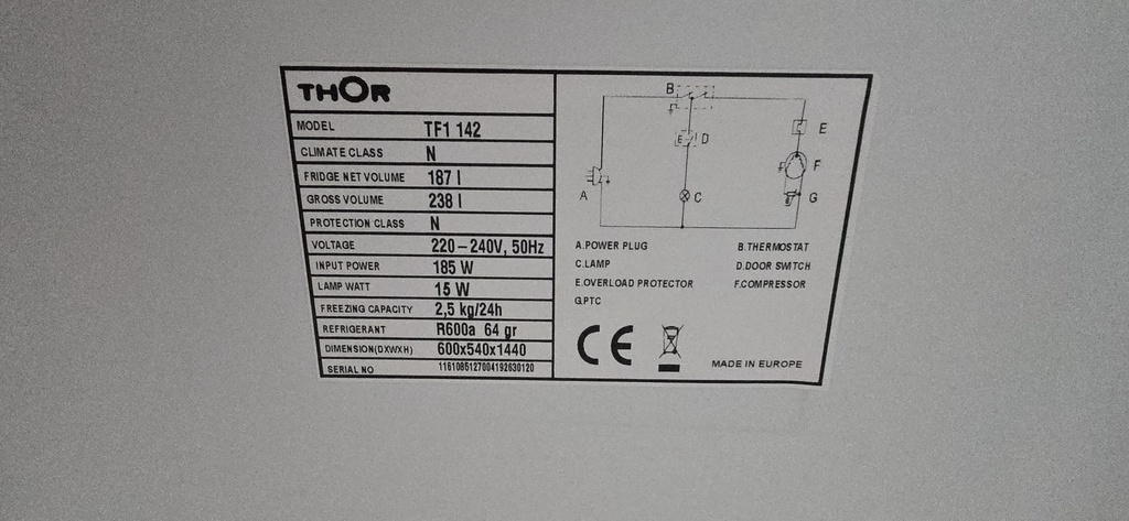 FRIGORIFICO 144X55CM THOR MODELO TF1142