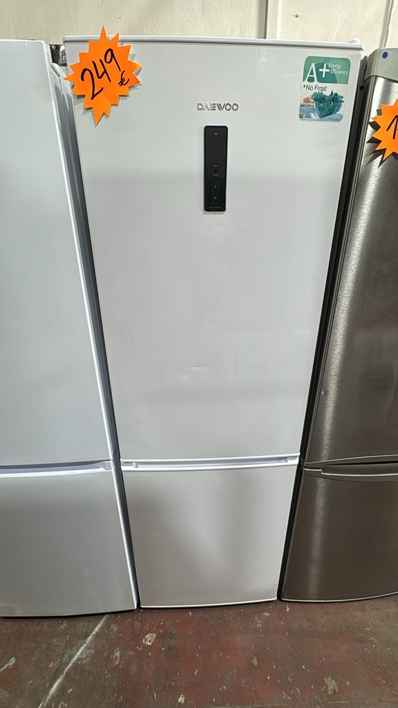 RN-335DNPW FRIGORÍFICO COMBI 185X60 CM DAEWOO A+ NO FROST BLANCO CON DISPLAY FRONTAL